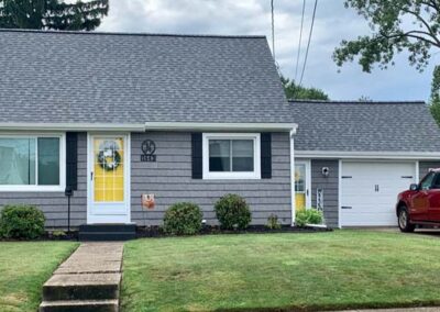 Ranch home in Erie, PA with new Certainteed roof shingles installed by Daugherty Roofing 814.